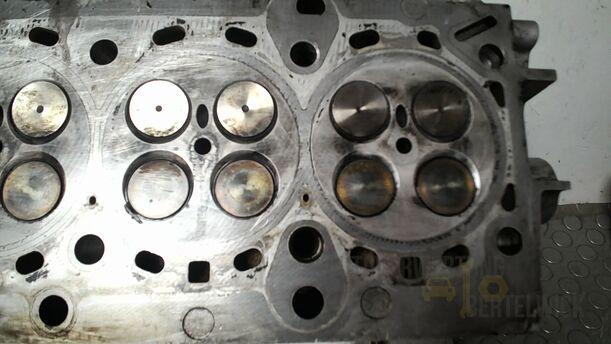 Foto: ZYLINDERKOPF 204D4 eines BMW 318d touring