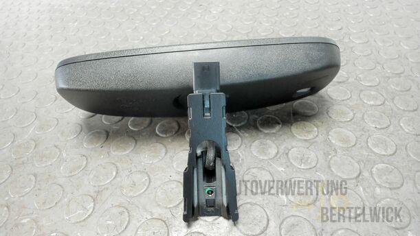 Foto: INNENSPIEGEL AUTOMATISCH ABBLENDEN eines Opel Astra 1.7 CDTI DPF Sports Tourer GLXi