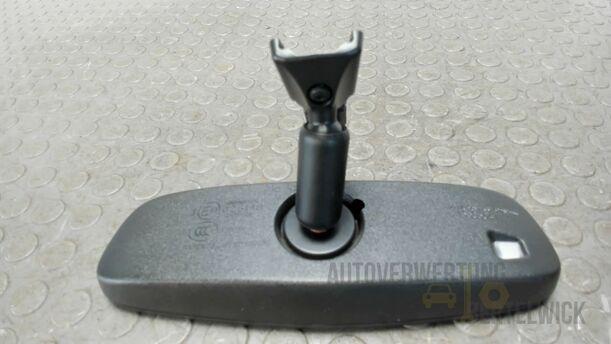 Foto: INNENSPIEGEL AUTOMATISCH ABBLENDEN eines Opel Astra 1.7 CDTI DPF Sports Tourer GLXi