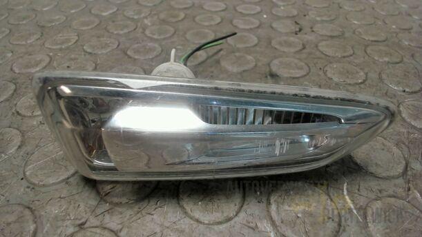 Foto: BLINKER RECHTS eines Opel Astra 1.7 CDTI DPF Sports Tourer GLXi