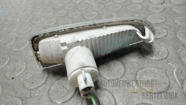 Foto: BLINKER RECHTS eines Opel Astra 1.7 CDTI DPF Sports Tourer GLXi