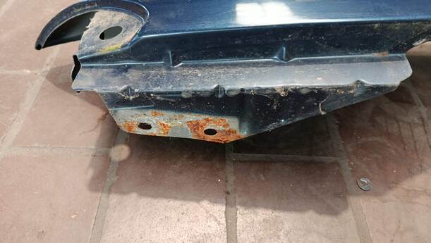 Foto: KOTFLÜGEL LINKS eines Ford Mondeo Turnier GLXi