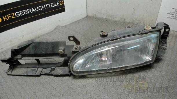 Foto: SCHEINWERFER LINKS eines Ford Mondeo Turnier