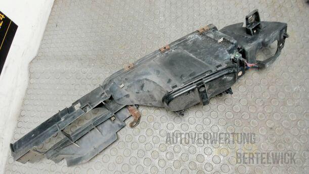 Foto: SCHEINWERFER LINKS eines Ford Mondeo Turnier
