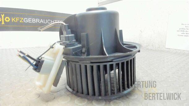 Foto: HEIZUNGSGEBLÄSE eines Ford Mondeo Turnier