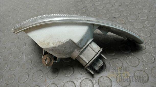 Foto: BLINKER RECHTS eines Ford Mondeo Turnier