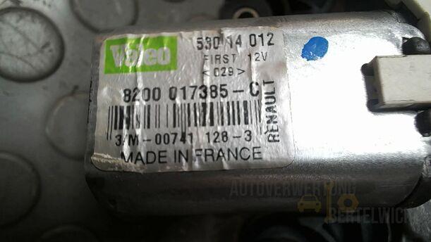 Foto: SCHEIBENWISCHERMOTOR HINTEN eines Nissan Micra 1.2