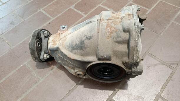Foto: HINTERACHSGETRIEBE / DIFFERENTIAL eines Mercedes-Benz C 220 CDI