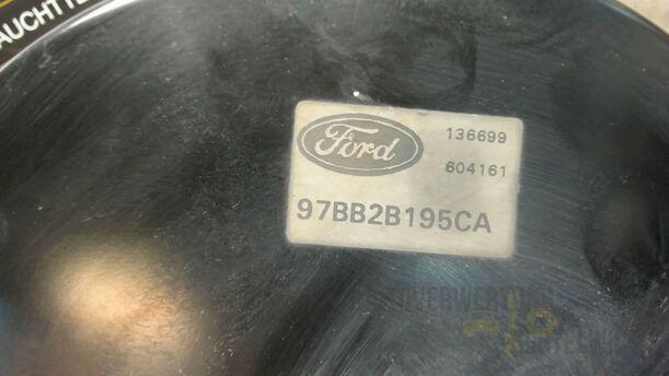Foto: BREMSKRAFTVERSTÄRKER eines Ford Mondeo Turnier