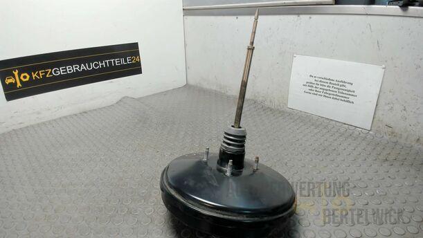 Foto: BREMSKRAFTVERSTÄRKER eines Ford Mondeo Turnier