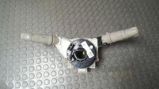 Foto: KOMBISCHALTER/ LENKSTOCKSCHALTER eines Nissan Micra 1.2