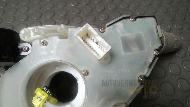 Foto: KOMBISCHALTER/ LENKSTOCKSCHALTER eines Nissan Micra 1.2
