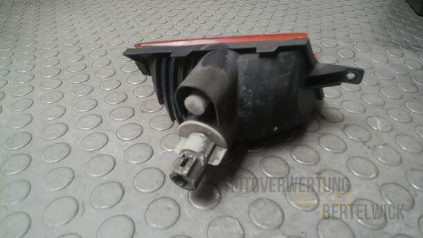 Foto: BLINKER LINKS eines Nissan Micra 1.2