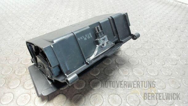 Foto: ASCHENBECHER eines Mercedes-Benz C 220 CDI