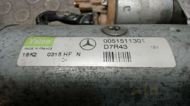 Foto: ANLASSER / STARTER eines Mercedes-Benz C 220 CDI Fun