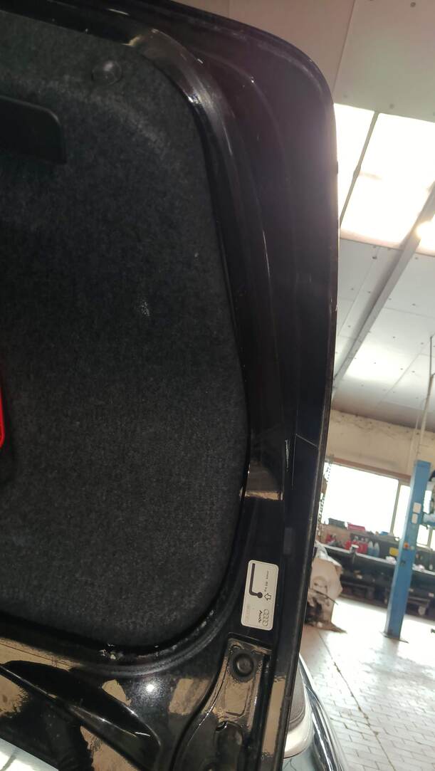 Foto: HECKDECKEL ( CABRIO ) eines Audi A4 Cabriolet 2.5 TDI Fun