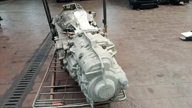 Foto: SCHALTGETRIEBE HEN (160000km) eines Audi A4 Cabriolet 2.5 TDI Fun