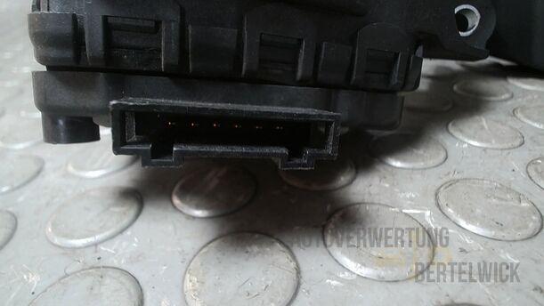 Foto: GASPEDAL eines Audi A4 Cabriolet 2.5 TDI Fun
