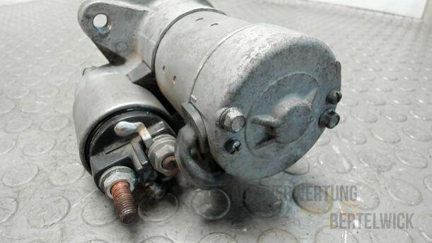 Foto: ANLASSER / STARTER eines Opel Astra 1.7 CDTI DPF Sports Tourer Fun