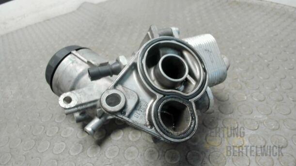 Foto: ÖLFILTER / ÖLKÜHLER eines Opel Astra 1.7 CDTI DPF Sports Tourer Fun