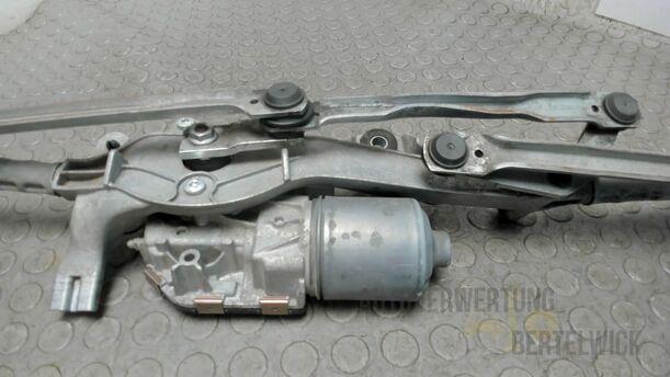 Foto: SCHEIBENWISCHERMOTOR VORNE eines Opel Astra 1.7 CDTI DPF Sports Tourer Fun