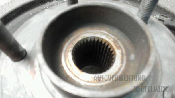 Foto: ACHSSCHENKEL VORNE LINKS eines Opel Astra 1.7 CDTI DPF Sports Tourer Fun