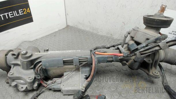 Foto: LENKGETRIEBE ELEKTRISCH / ELEKTROLENKUNG eines VW Golf 1.4 FSI Fun