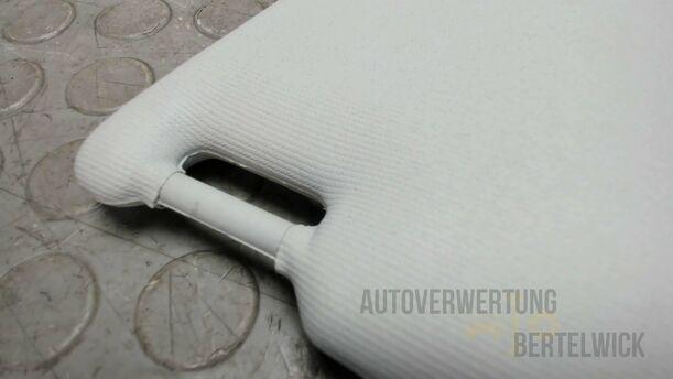 Foto: SONNENBLENDENPAAR eines VW Golf 1.4 FSI Fun