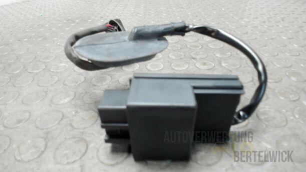 Foto: STEUERGERÄT KRAFTSTOFFPUMPE eines VW Golf 1.4 FSI Fun