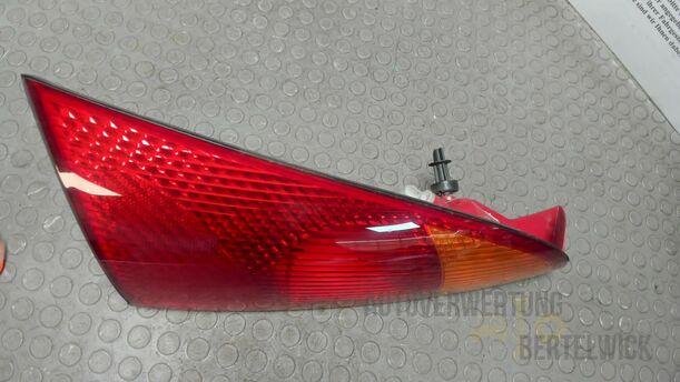 Foto: HECKLEUCHTE / RÜCKLICHT LINKS eines Ford Focus Fun