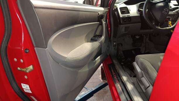Foto: TÜR VORNE LINKS eines Honda Civic 1.8i-VTEC Fun