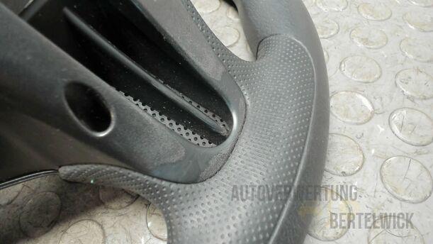 Foto: LENKRAD eines Honda Civic 1.8i-VTEC Fun