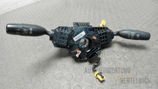 Foto: LENKSTOCKSCHALTER / KOMBISCHALTER eines Honda Civic 1.8i-VTEC Fun