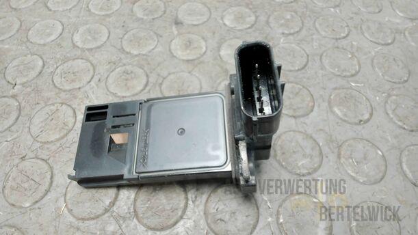 Foto: LUFTMASSENMESSER eines Honda Civic 1.8i-VTEC Fun