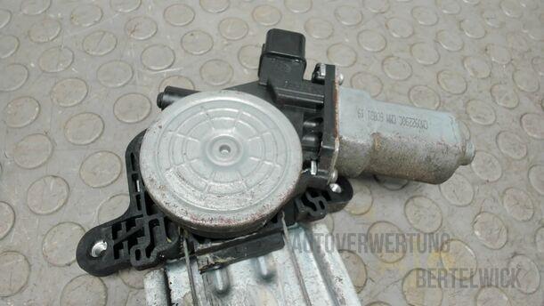 Foto: FENSTERHEBER VORNE LINKS eines Honda Civic 1.8i-VTEC Fun