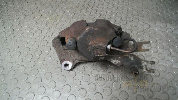 Foto: BREMSSATTEL VORN LINKS ( ATE ) eines Audi A4 Cabriolet 2.5 TDI Fun