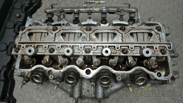 Foto: ZYLINDERKOPF ( R18A1 ) eines Honda Civic 1.8i-VTEC Fun