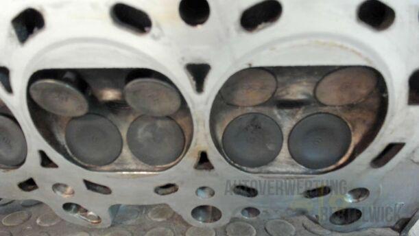 Foto: ZYLINDERKOPF ( R18A1 ) eines Honda Civic 1.8i-VTEC Fun