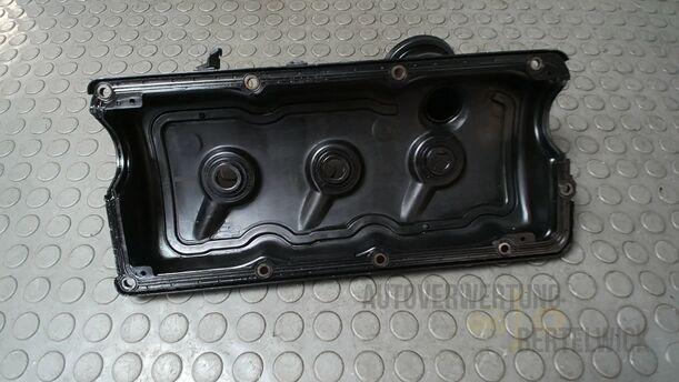 Foto: VENTIELDECKEL 2. BANK ( 4-6 ) eines Audi A4 Cabriolet 2.5 TDI Fun