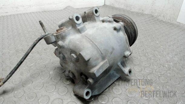 Foto: KLIMAKOMPRESSOR eines Honda Civic 1.8i-VTEC Fun