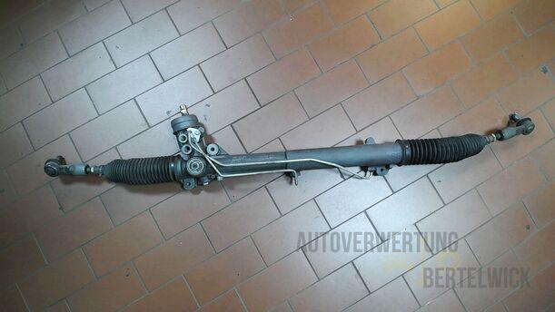 Foto: SERVOLENKUNG ( DIESEL / 6 ZYLINDER ) eines Audi A4 Cabriolet 2.5 TDI Fun