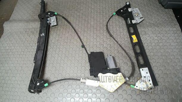 Foto: FENSTERHEBER ELEKTRISCH VORN RECHTS ( CABRIO ) eines Audi A4 Cabriolet 2.5 TDI Fun