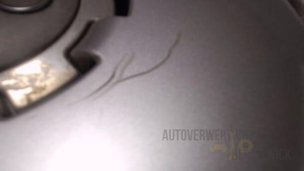 Foto: EINZELRADKAPPE / RADABDECKUNG 15 ZOLL eines Audi A4 Avant 1.6 Fun
