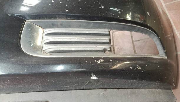 Foto: STOSSFÄNGER/ STOßSTANGE VORN eines Opel Insignia 2.0 CDTI ecoFLEX Start/Stop Attraction