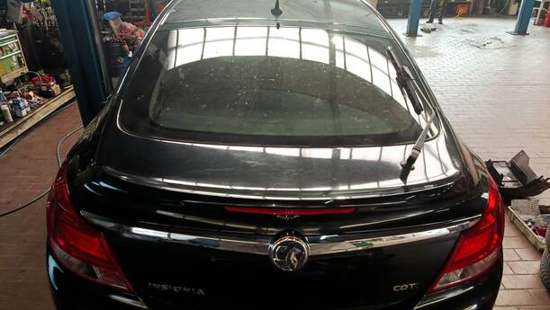 Foto: HECKKLAPPE/ HECKDECKEL ( SCHRÄGHECK ) eines Opel Insignia 2.0 CDTI ecoFLEX Start/Stop Attraction