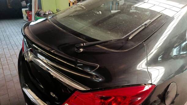 Foto: HECKKLAPPE/ HECKDECKEL ( SCHRÄGHECK ) eines Opel Insignia 2.0 CDTI ecoFLEX Start/Stop Attraction