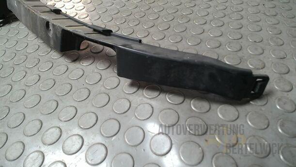Foto: STÜTZE STOSSFÄNGER VORN LINKS eines Opel Insignia 2.0 CDTI ecoFLEX Start/Stop Attraction