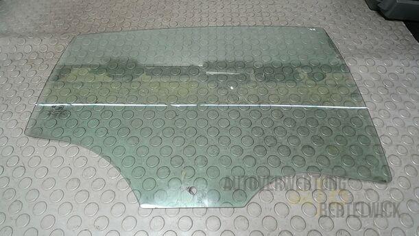 Foto: TÜRSCHEIBE HINTEN RECHTS ( SCHRÄGHECK ) eines Opel Insignia 2.0 CDTI ecoFLEX Start/Stop Attraction