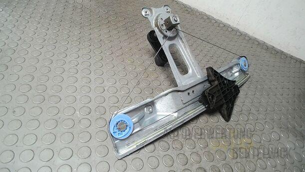 Foto: FENSTERHEBER MECHANISCH HINTEN RECHTS ( SCHRÄGHECK ) eines Opel Insignia 2.0 CDTI ecoFLEX Start/Stop Attraction