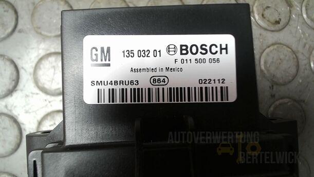 Foto: WIDERSTAND HEIZUNGSGEBLÄSE eines Opel Insignia 2.0 CDTI ecoFLEX Start/Stop Attraction